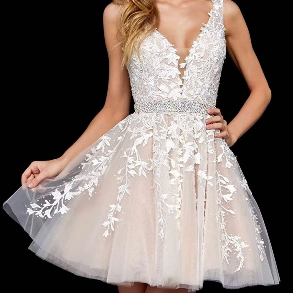 Cocktail Dress Size 8-10 - Picture 1 of 3